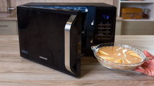 ароматная шарлотка в микроволновке samsung