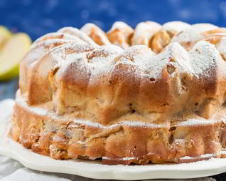 Самая яблочная шарлотка