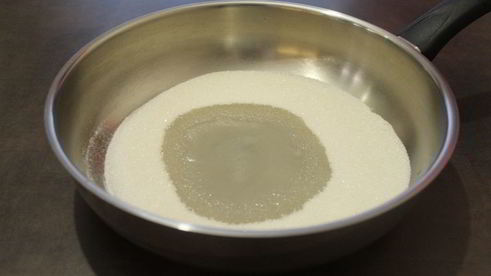 шарлотка с карамелизованными апельсинами