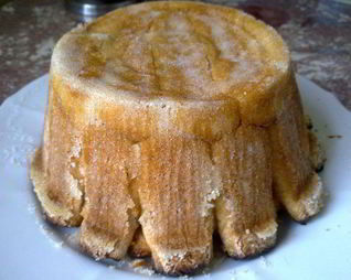 Шарлотка с савоярди