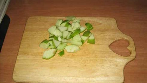 шарлотка яблочная