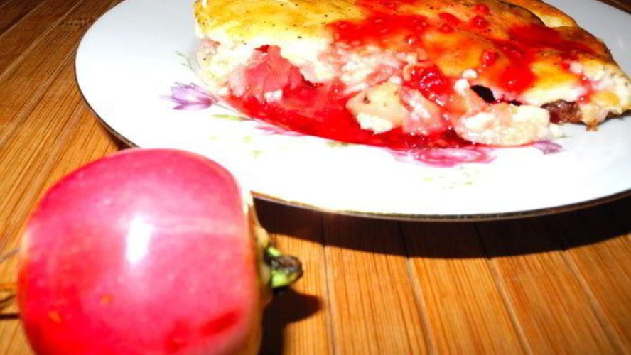 Рецепт творожной шарлотки с райскими яблочками