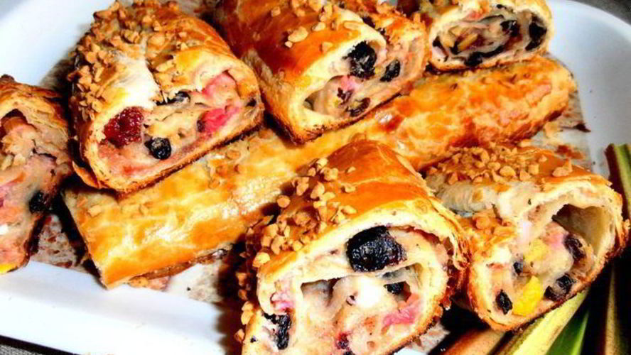 Рецепт штруделя из ревеня и изюма