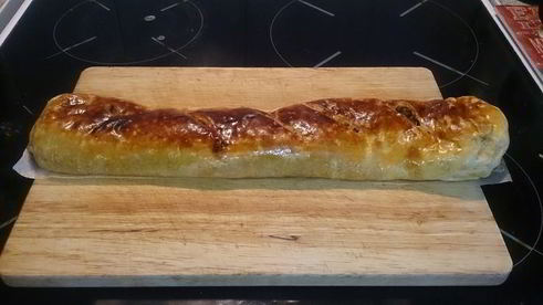 штрудель с мясом