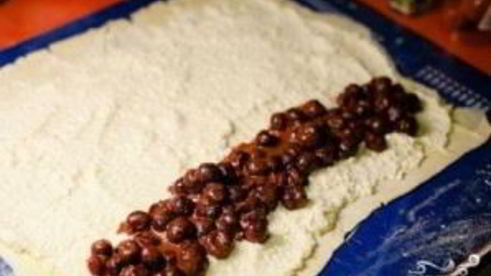 штрудель с творогом и вишней