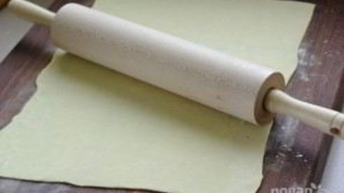 штрудель с яблоками и корицей