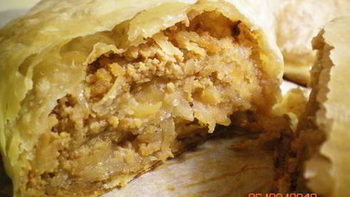 штрудель с яблоками и орехами