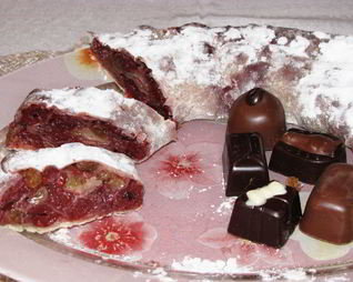 Вишневый штрудель