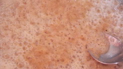 яблочный штрудель с изюмом и карамельной крошкой