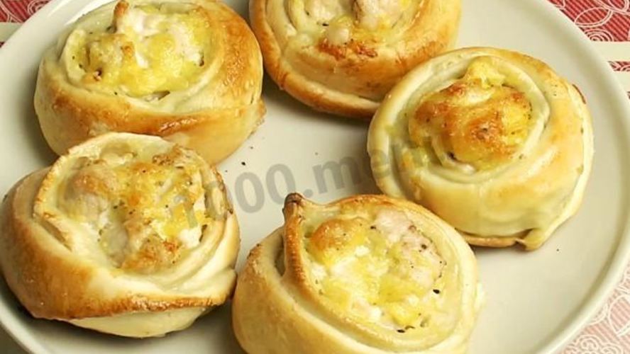 Рецепт слоеных слоек с курицей