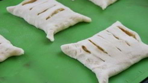 слойки из готового слоеного теста