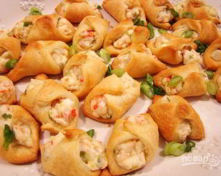 Слойки с крабовыми палочками