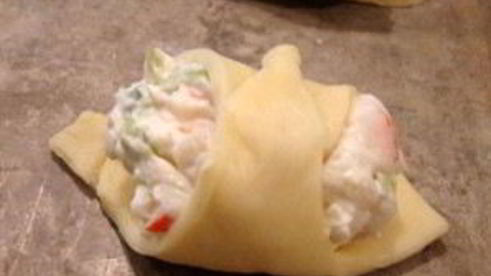 слойки с крабовыми палочками