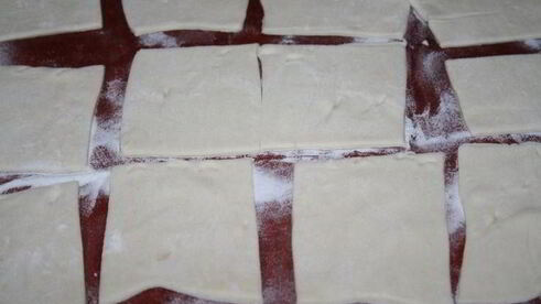 слойки с рубленой начинкой