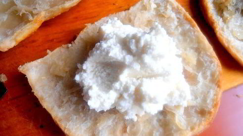 слойки с творогом румяные хрюши