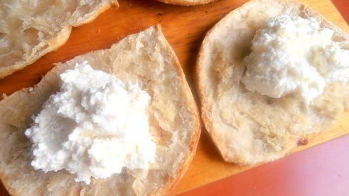 слойки с творогом румяные хрюши