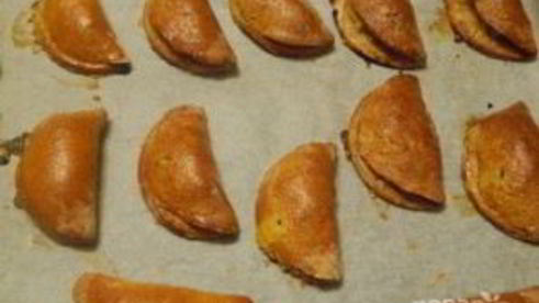 диетические сочни с фруктовой начинкой