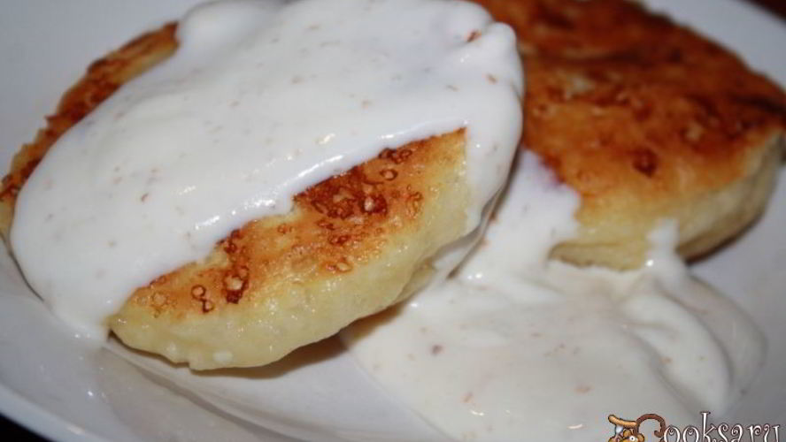 Рецепт нежных сырников без яиц