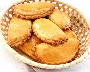 Сочники с творогом из песочного теста