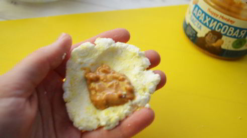 сырники с арахисовой пастой