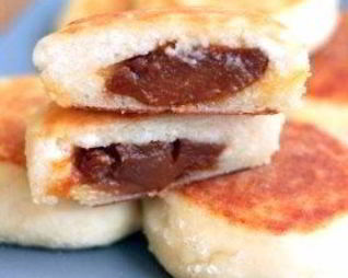 Сырники с вареной сгущенкой