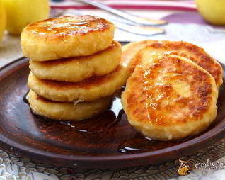 Сырники с яблоками