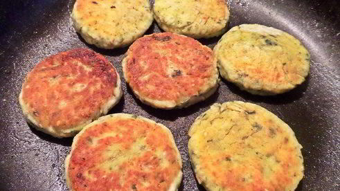 сырники со шпинатом и кунжутом