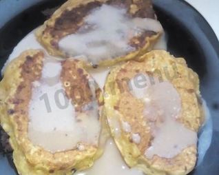 Сырники витаминные с соусом