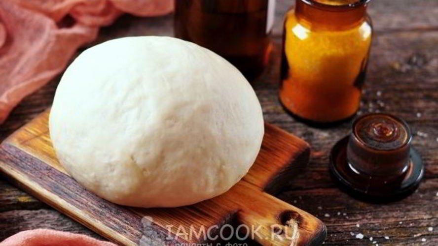 Рецепт быстрого дрожжевого теста для пиццы на воде