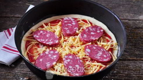 быстрое дрожжевое тесто для пиццы на воде