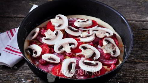 быстрое дрожжевое тесто для пиццы на воде