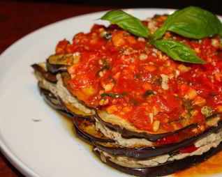 Баклажанный закусочный торт