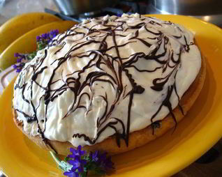 Банановый тортик с вареной сгущенкой