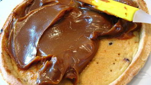 банановый тортик с вареной сгущенкой