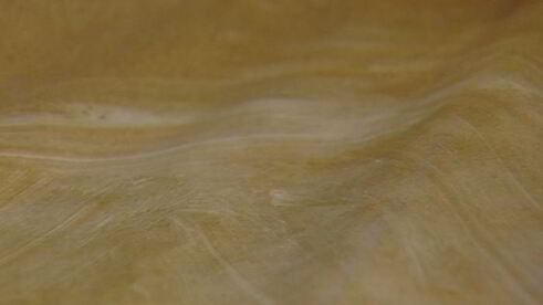 шоколадно-медовый торт в шоколадной глазури