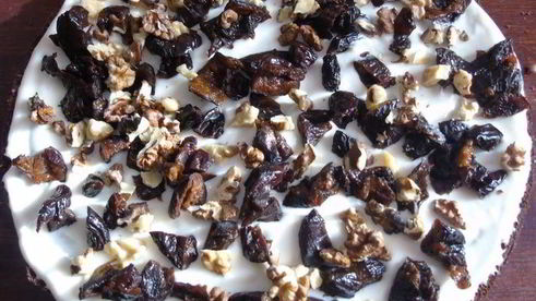 торт чернослив в шоколаде