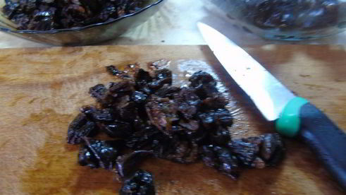 торт чернослив в шоколаде