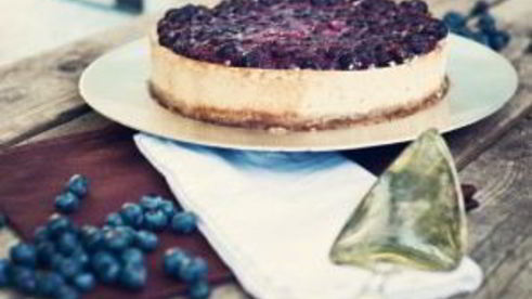 творожно-черничный торт без выпечки