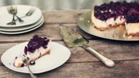 творожно-черничный торт без выпечки