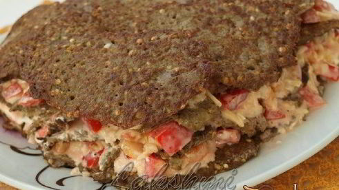 закусочный торт из баклажановых оладий