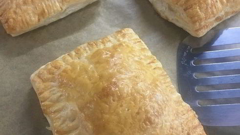 творожно-сырная выпечка