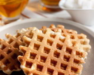 Миндальные вафли с сушеной клюквой