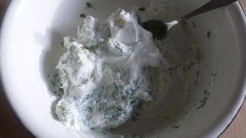 вафли со шпинатом, сыром и семгой