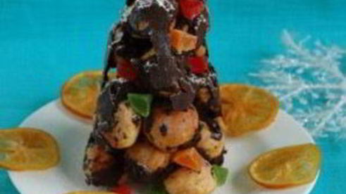 елочка из профитролей