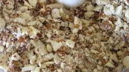 ореховые пирожные с профитролями