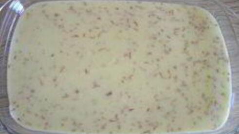 ореховые пирожные с профитролями