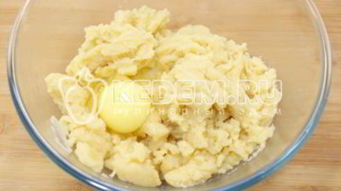 профитроли с икрой и творожной начинкой