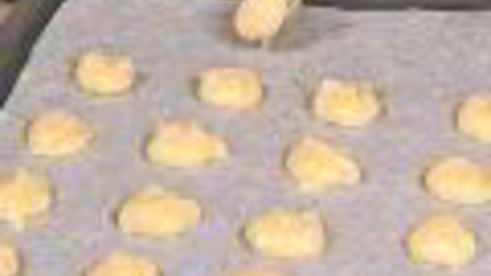 профитроли с картофельным салатом