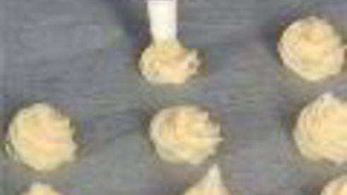 профитроли с печенью трески