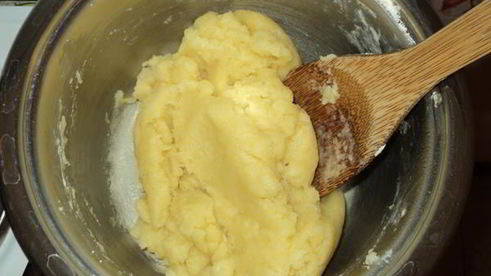 профитроли с ванильным заварным кремом